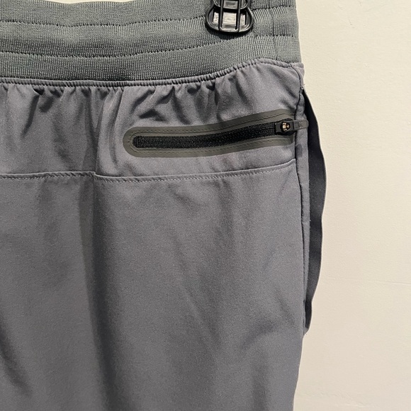 Under Armour loose fit joggers - Picture 6 of 9